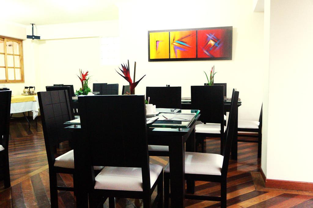 Hotel Airport Travel Bogotá Zewnętrze zdjęcie
