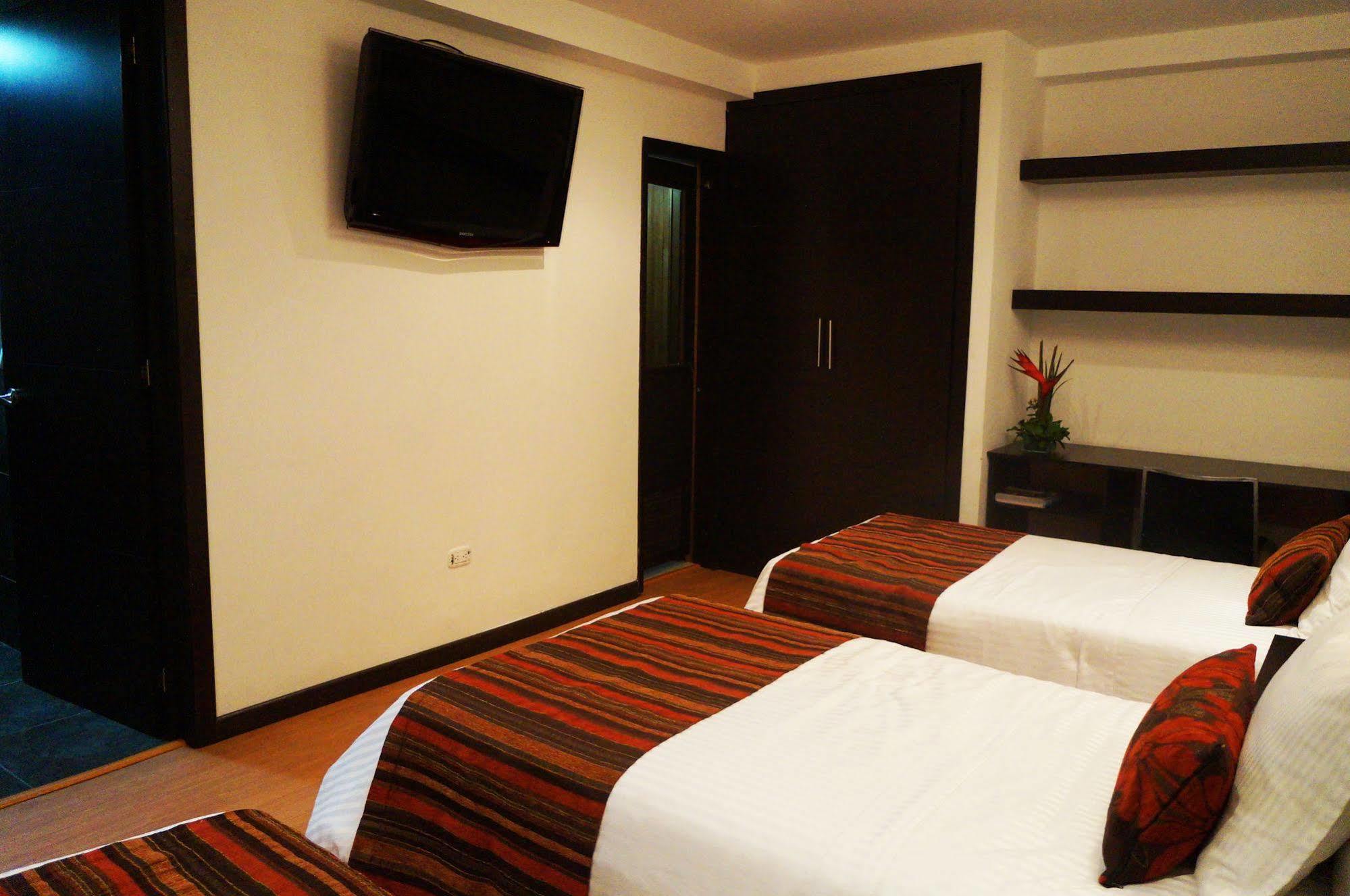 Hotel Airport Travel Bogotá Zewnętrze zdjęcie